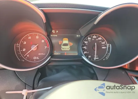 2022 Alfa Romeo Giulia Super z USA, uszkodzony, nr VIN ZARFAMBN0N7655366